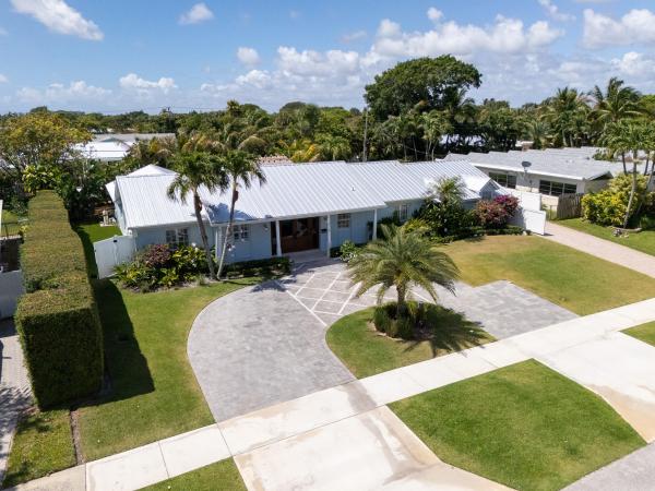 Country Club, 418 Oyster Rd, North Palm Beach, Florida 33408, image 1