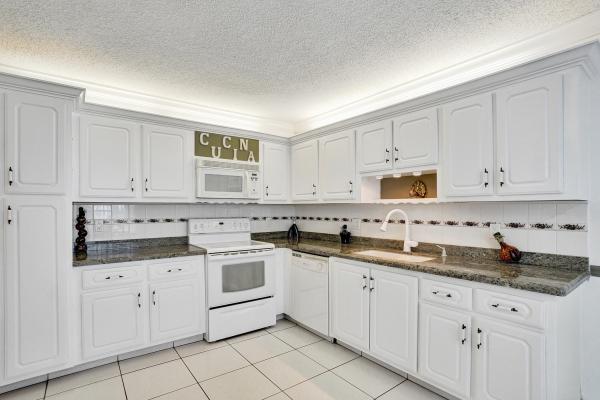 The Pines Of Delray, 2331 Croton Ln #101-A, Delray Beach, Florida 33445, image 1