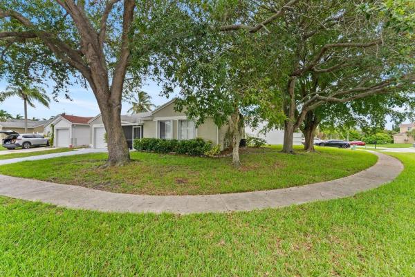 Boca Landings, 9850 Ridgecreek Rd, Boca Raton, Florida 33496, image 1
