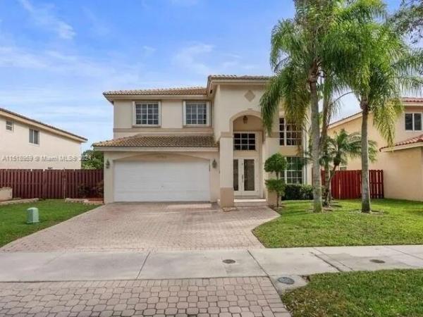 Vista Filare, 14754 Via Tivoli Ct, Davie, Florida 33325, image 3