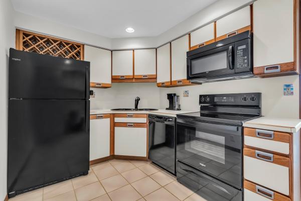 Coral Ridge Towers East, 3300 NE 36th St #1711, Fort Lauderdale, Florida 33308, image 3