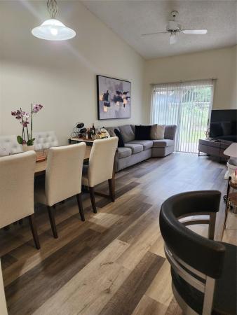 Villager Townhomes, 624 NW 47th St, Deerfield Beach, Florida 33064, image 1