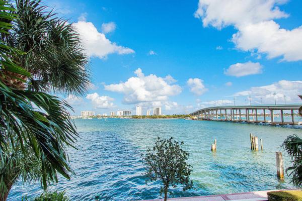 Marina Grande Club & Residences, 2640 Lake Shore Dr #2508, Riviera Beach, Florida 33404, image 1