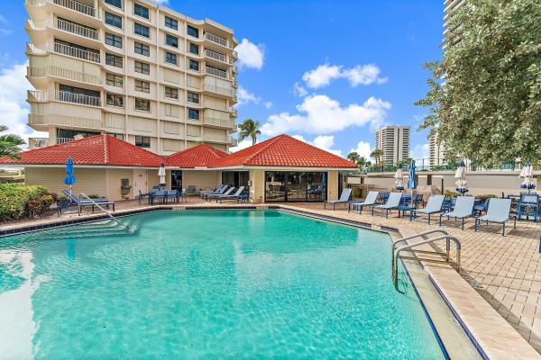 Dunes Towers, 5480 N Ocean Dr #B6B, Riviera Beach, Florida 33404, image 2