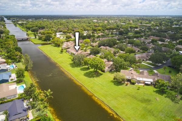 Village Walk, 154 Ramblewood Cir, Royal Palm Beach, Florida 33411, image 3