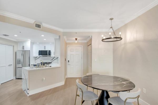Flagler Pointe, 1803 N Flagler Dr #203, West Palm Beach, Florida 33407, image 3
