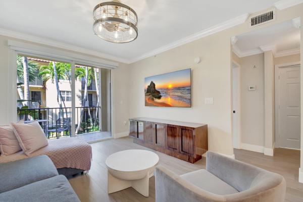 Flagler Pointe, 1803 N Flagler Dr #203, West Palm Beach, Florida 33407, image 1