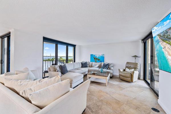 Connemara, 5420 N Ocean Dr #305, Riviera Beach, Florida 33404, image 2