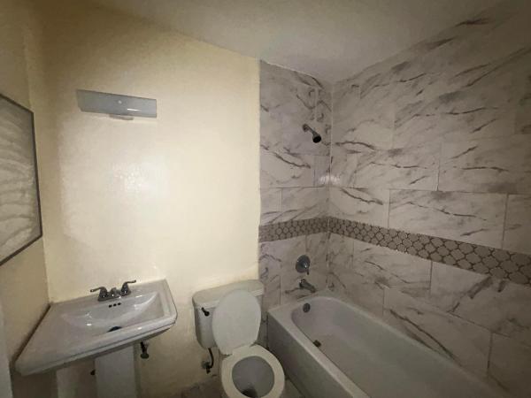 Collier City, 2691 NW 8th St, Pompano Beach, Florida 33069, image 3