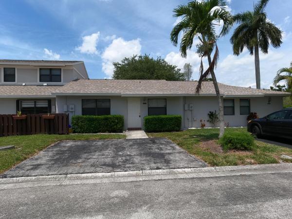 Country Lake, 16363 Water Way, Delray Beach, Florida 33484, image 2