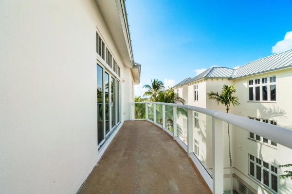 178 Lake Dr, Palm Beach Shores, Florida 33404, image 2