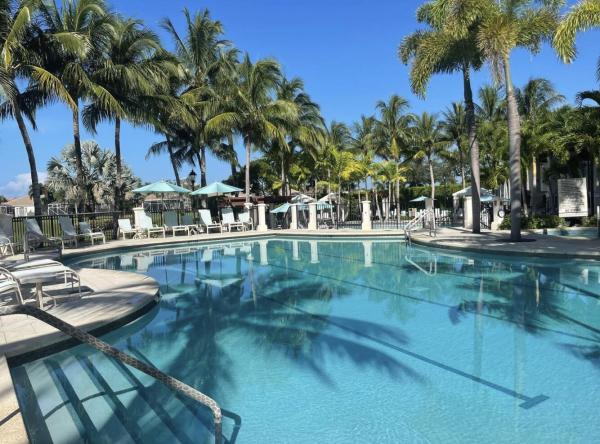 8082 Aberdeen Dr #102, Boynton Beach, Florida 33472, image 1