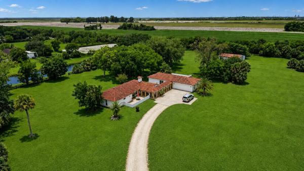Fox Trail, 1029 Arabian Dr, Loxahatchee, Florida 33470, image 2