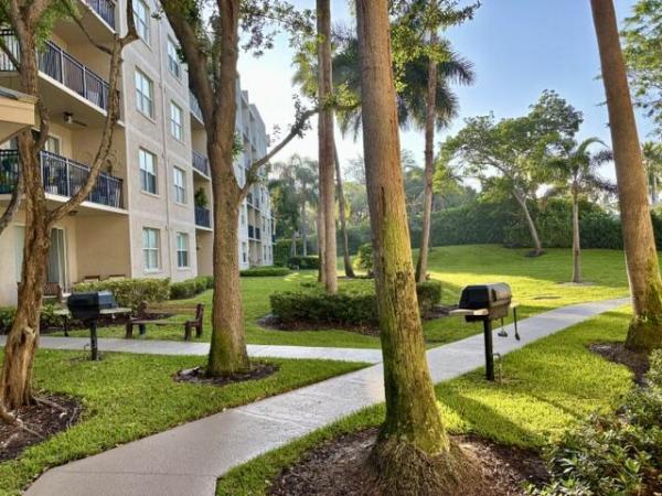 Boca Bayou, 21 Royal Palm Way #2020, Boca Raton, Florida 33432, image 1
