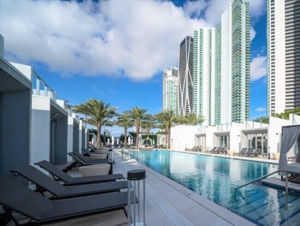 Paramount Miami Worldcenter, 851 NE 1st Ave #3202, Miami, Florida 33132, image 1