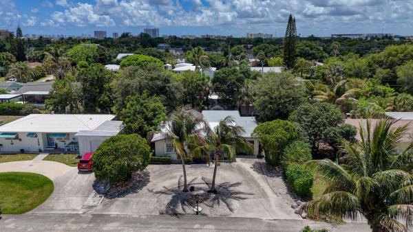 Pleasant Ridge, 1964 Circle Dr, North Palm Beach, Florida 33408, image 3