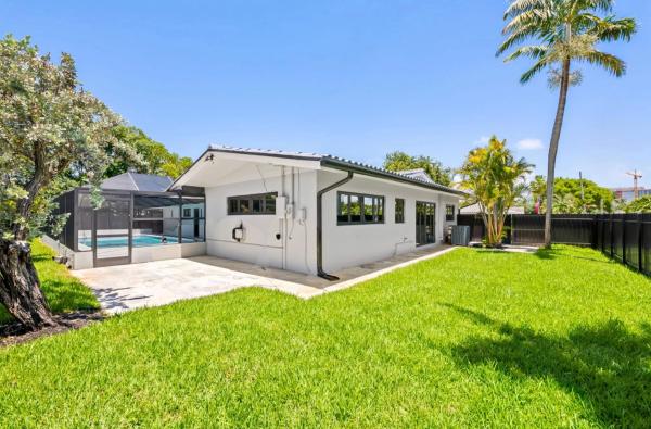 Pompano Waterway Estates, 2811 NE 53rd Ct, Lighthouse Point, Florida 33064, image 1
