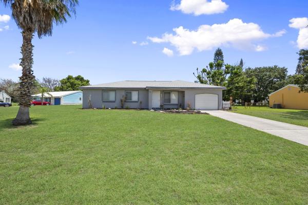 Parks Edge, 651 SW Old Briar Ave, Port St. Lucie, Florida 34953, image 2