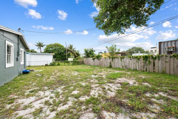 Lauderdale Manor Homesites, 2571 NW 18th Ct, Fort Lauderdale, Florida 33311, image 1