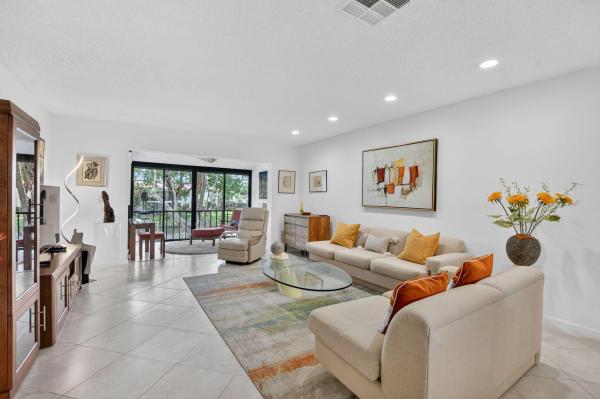 Fairways Of Boca Lago, 8310 Casa Del Lago #D, Boca Raton, Florida 33433, image 2