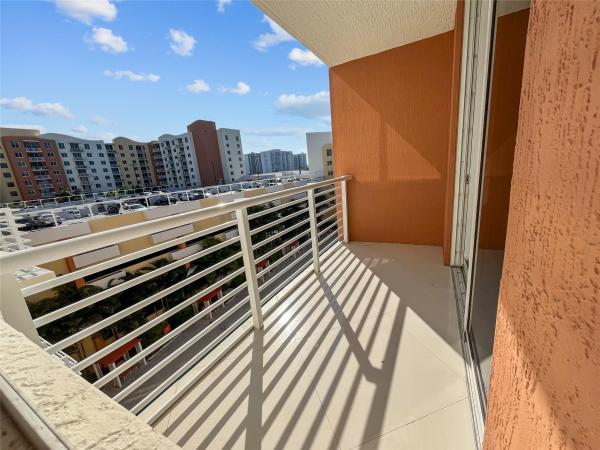 Venture At Aventura West, 2775 NE 187th St #627, Aventura, Florida 33180, image 1