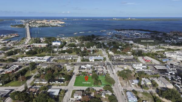Edgartown, 416 Ave, Fort Pierce, Florida 34950, image 1