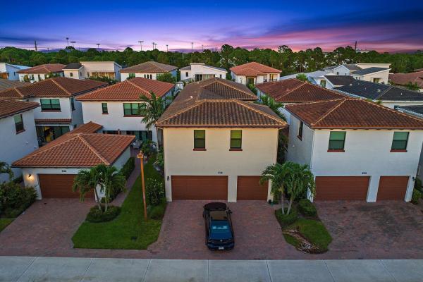 Alton, 1077 Faulkner Ter, Palm Beach Gardens, Florida 33418, image 2