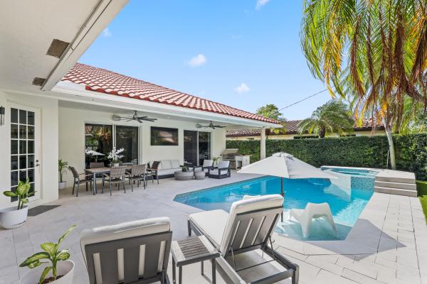 Lighthouse Point Residential, 3511 NE 27th Ave, Lighthouse Point, Florida 33064, image 2