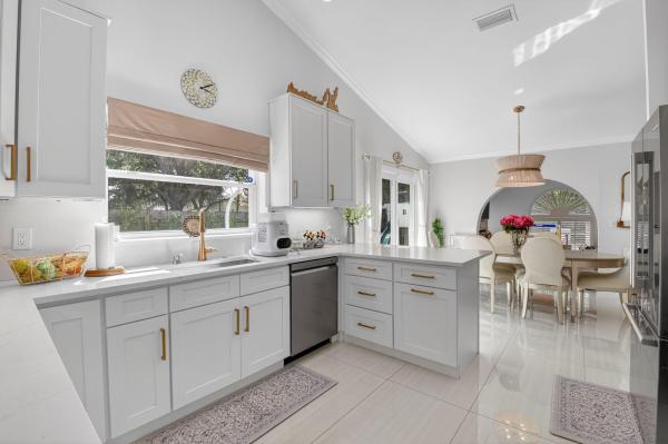 Timbercreek, 2402 NW 30th St, Boca Raton, Florida 33431, image 1
