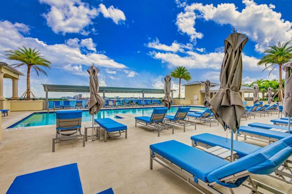 Marina Grande Club & Residences, 2640 Lake Shore Dr #1716, Riviera Beach, Florida 33404, image 3