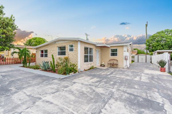 Rolling Green Ridge, 201 NE 28th Ct, Boynton Beach, Florida 33435, image 2