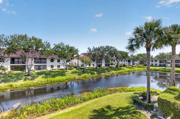 5153 Floria Dr #M, Boynton Beach, Florida 33437, image 2