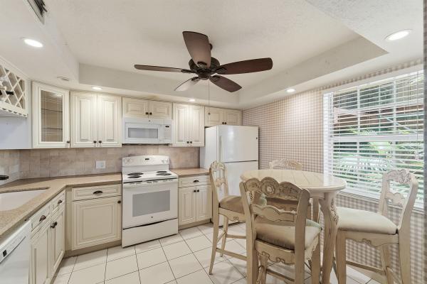 Tennis Club McLoughlin, 640 Tennis Club Dr #103, Fort Lauderdale, Florida 33311, image 1