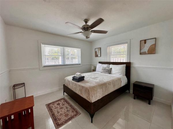 Knoll Ridge, 5411 NE 22nd Ter, Fort Lauderdale, Florida 33308, image 1
