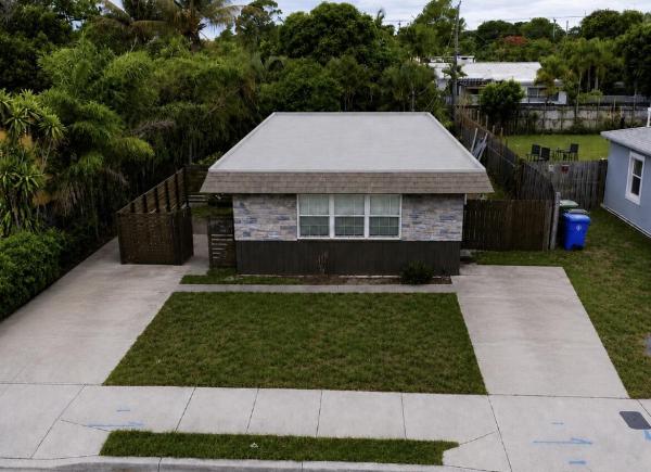 South Middle River, 1429 N Andrews Ave, Fort Lauderdale, Florida 33311, image 1