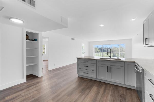 Palm-Aire Country Club 1, 2800 N Palm Aire Dr #310, Pompano Beach, Florida 33069, image 2