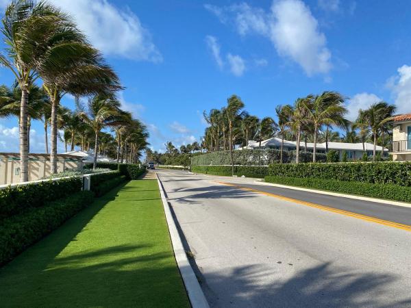 Via Vizcaya, 109 Via Vizcaya, Palm Beach, Florida 33480, image 2