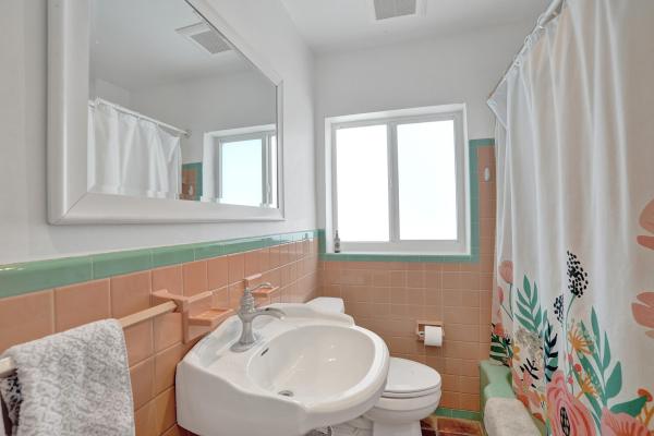 Lloyd Estates, 3560 Lloyd Dr, Oakland Park, Florida 33309, image 1