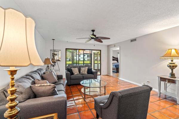 9728 Sills Dr E #102, Boynton Beach, Florida 33437, image 2