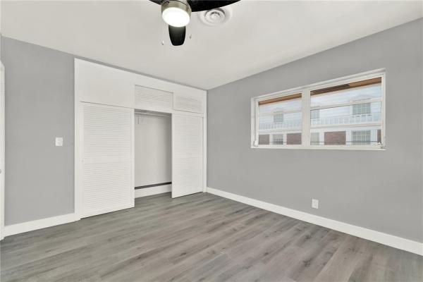 Royal Plaza, 2864 NE 32nd St #7, Fort Lauderdale, Florida 33306, image 2