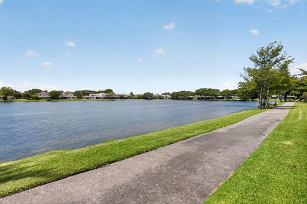 Country Lake, 16265 Avocado Way, Delray Beach, Florida 33484, image 1