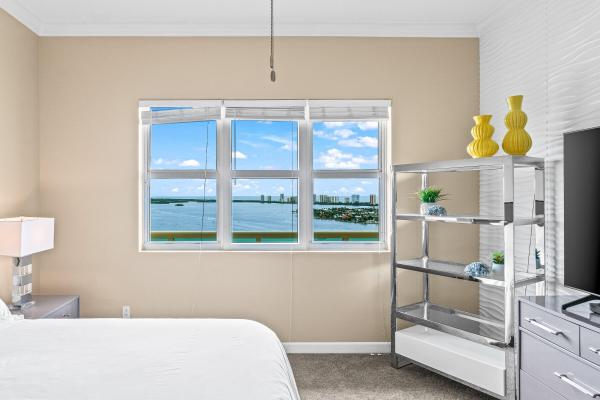 Marina Grande Club & Residences, 2650 Lake Shore Dr #2403, Riviera Beach, Florida 33404, image 3