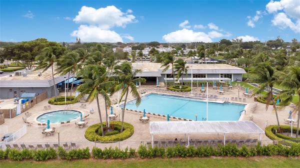 201 Valencia I, Delray Beach, Florida 33446, image 3