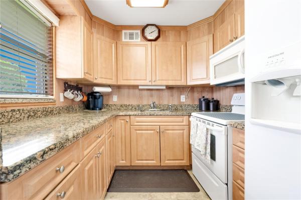 201 Valencia I, Delray Beach, Florida 33446, image 2