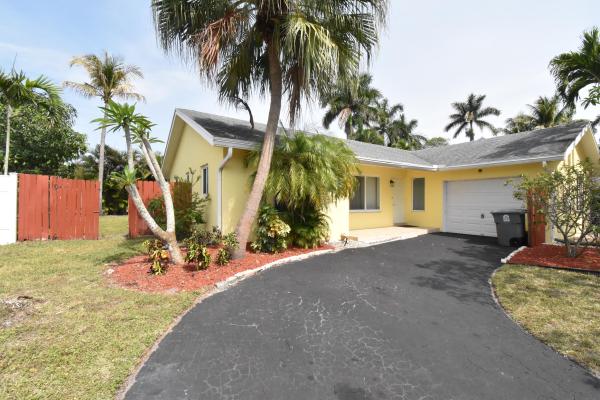 American Homes At Southwind Lakes, 9426 Southampton Pl, Boca Raton, Florida 33434, image 1
