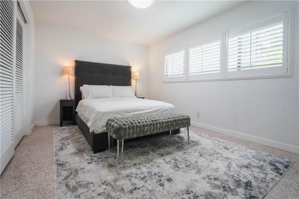Pinehurst, 240 NE 25th Ave, Pompano Beach, Florida 33060, image 2