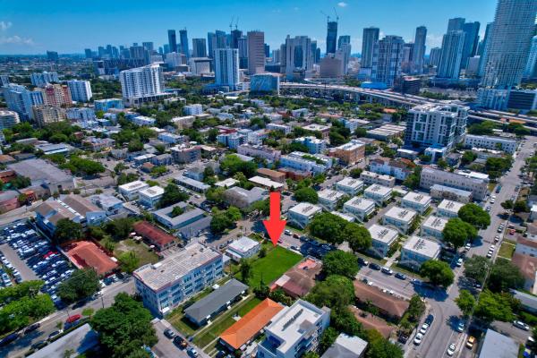 Druid Court, 512 SW 6th Ave, Miami, Florida 33130, image 1