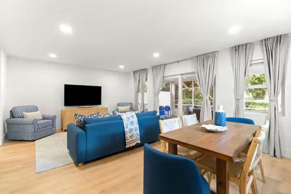 Yacht Harbor Estates, 1216 Surf Rd, Riviera Beach, Florida 33404, image 2