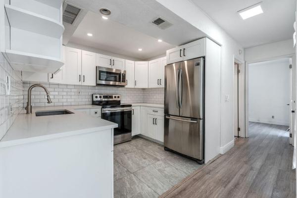 Banyan Lake, 8050 Severn Dr #C, Boca Raton, Florida 33433, image 1