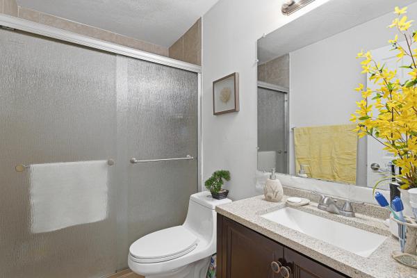 Golf Pointe At Woodmont, 7040 Golf Pointe Cir, Tamarac, Florida 33321, image 2